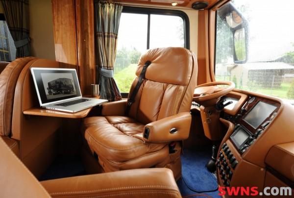 รถบ้าน  50  ล้าน 