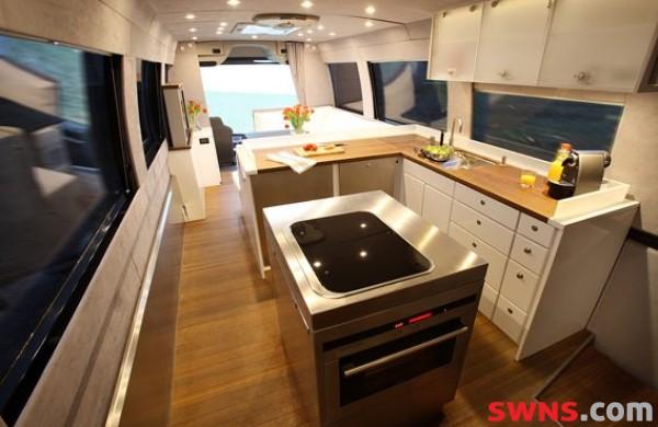 รถบ้าน  50  ล้าน 