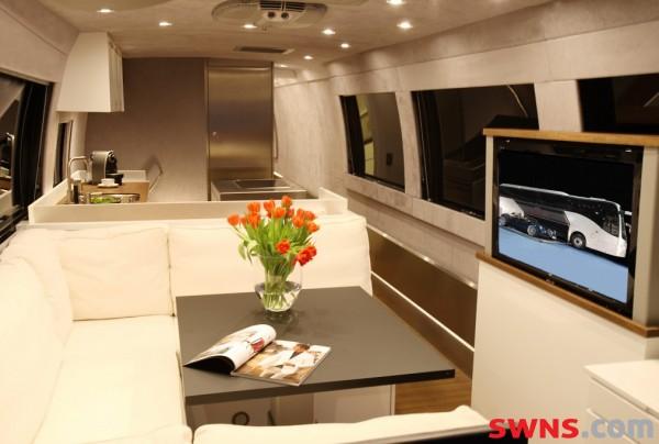 รถบ้าน  50  ล้าน 