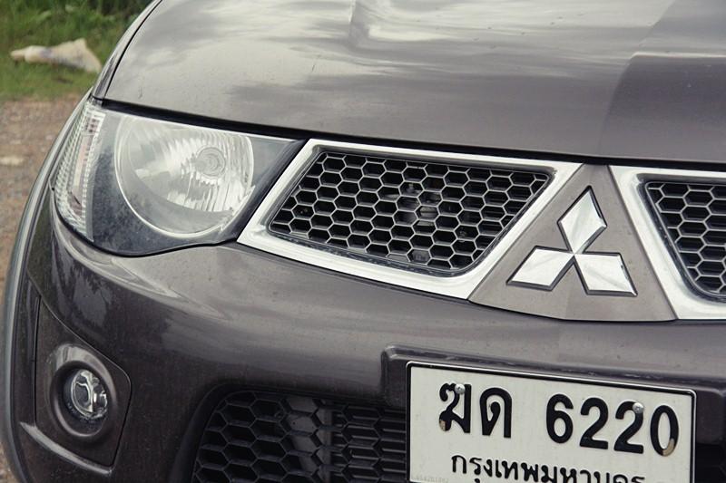 Mitsubishi Triton plus 2012