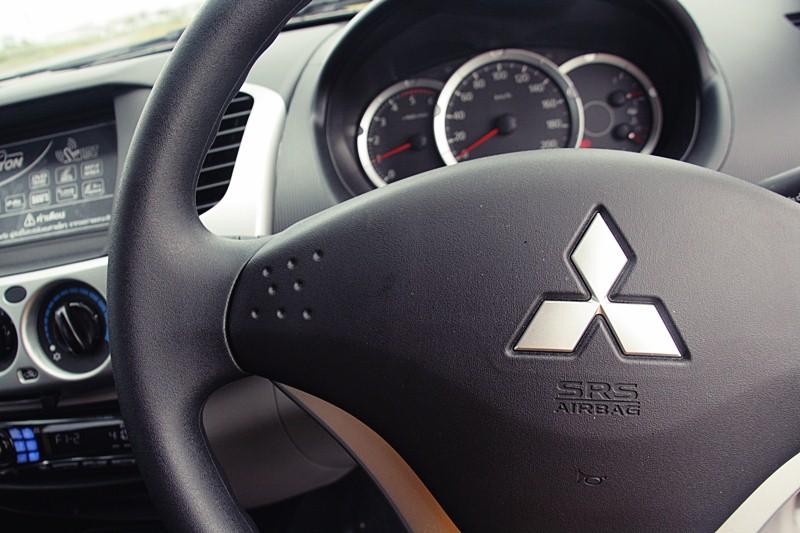 Mitsubishi Triton plus 2012