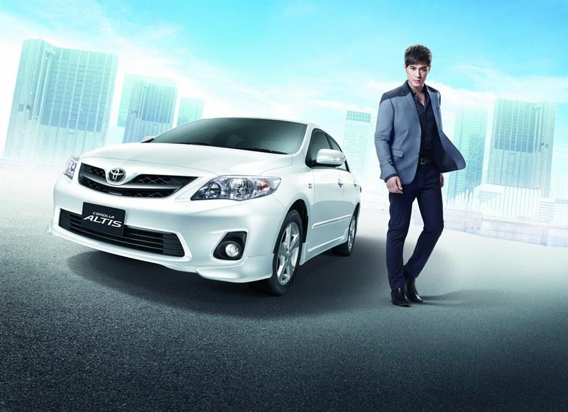 New! Corolla Altis E85