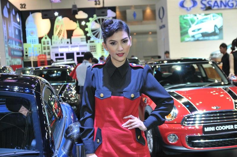 พริตตี้  Mini - Motor Expo 2012