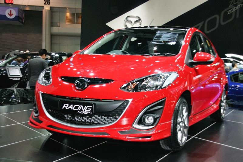 รถคันแรก  Mazda 2