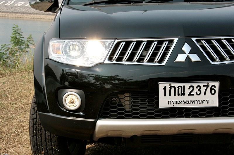 Mitsubishi Pajero Sport 2013