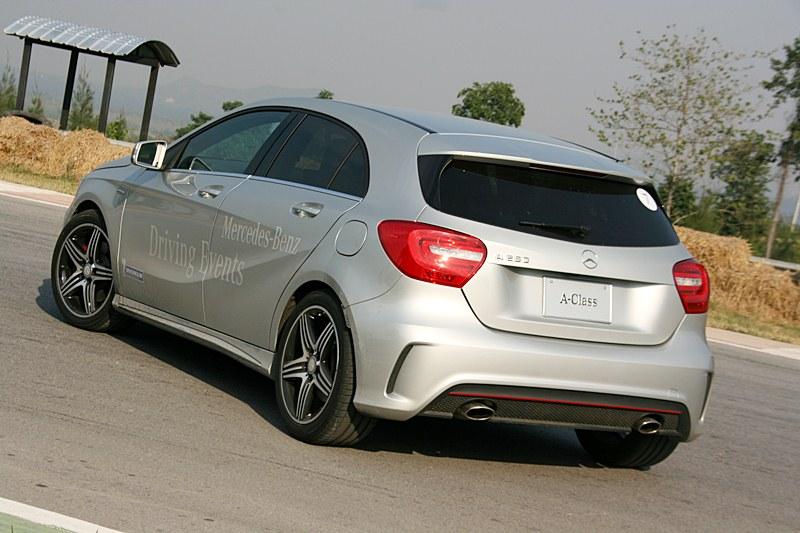 ทดสอบรถ Mercedes Benz A-Class