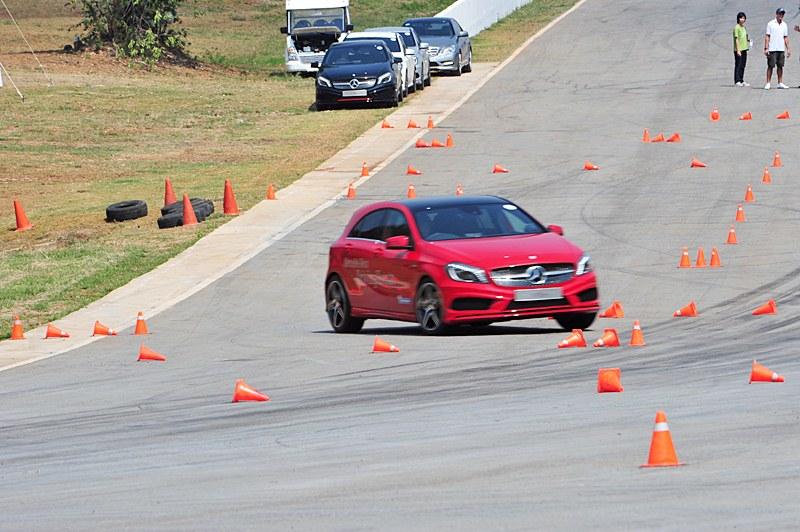 ทดสอบรถ Mercedes Benz A-Class