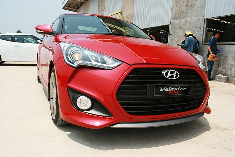 Hyundai Veloster