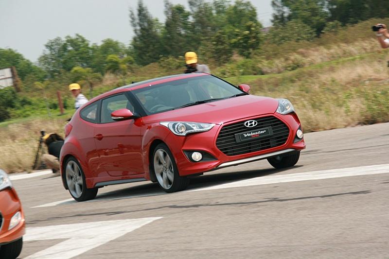 Hyundai Veloster