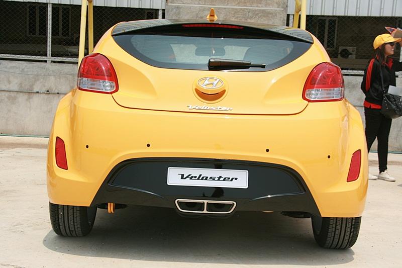 Hyundai Veloster