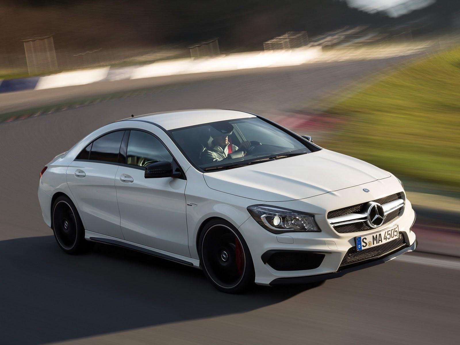 Mercedes Benz CLA 45 AMG 