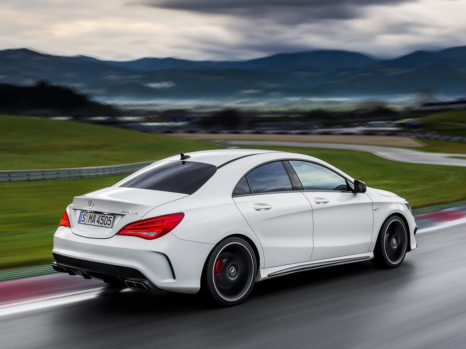 Mercedes Benz CLA 45 AMG 