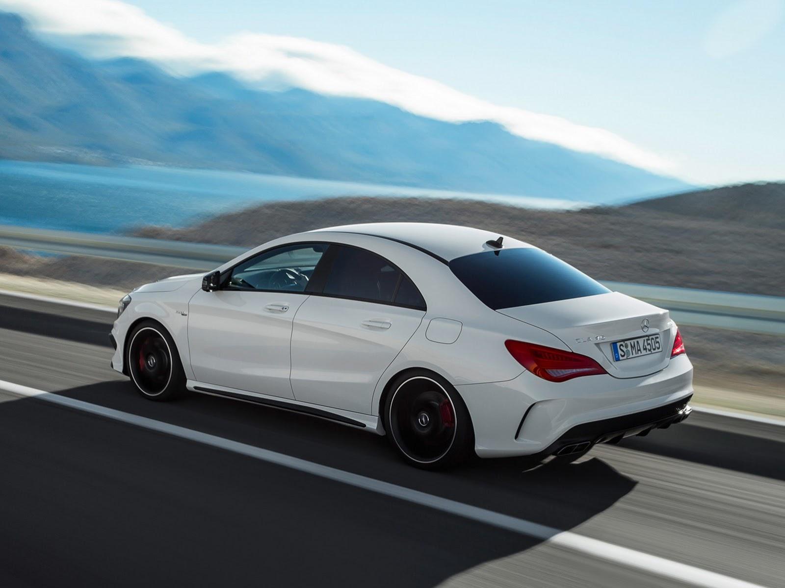 Mercedes Benz CLA 45 AMG 