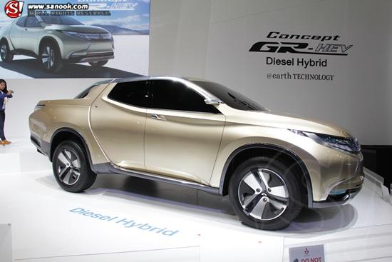 MITSUBISHI  มอเตอร์โชว์2013