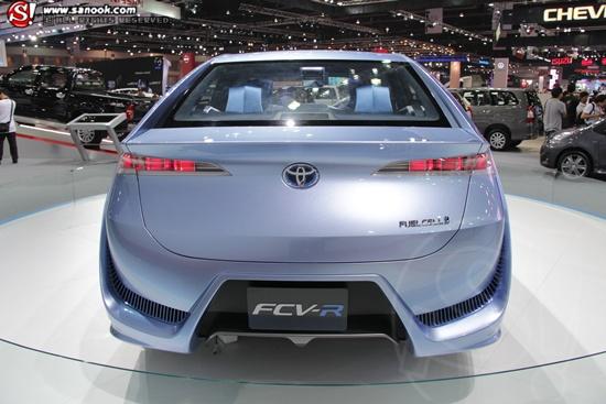 Toyota มอเตอร์โชว์2013