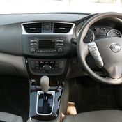 Nissan Sylphy  1.8 V Navi