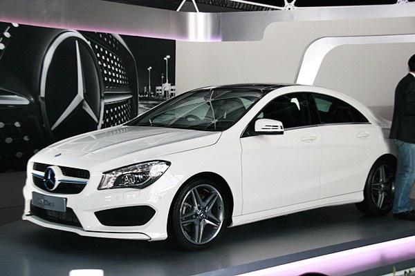 Mercedes Benz CLA 