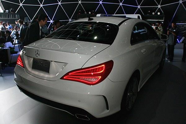 Mercedes Benz CLA 