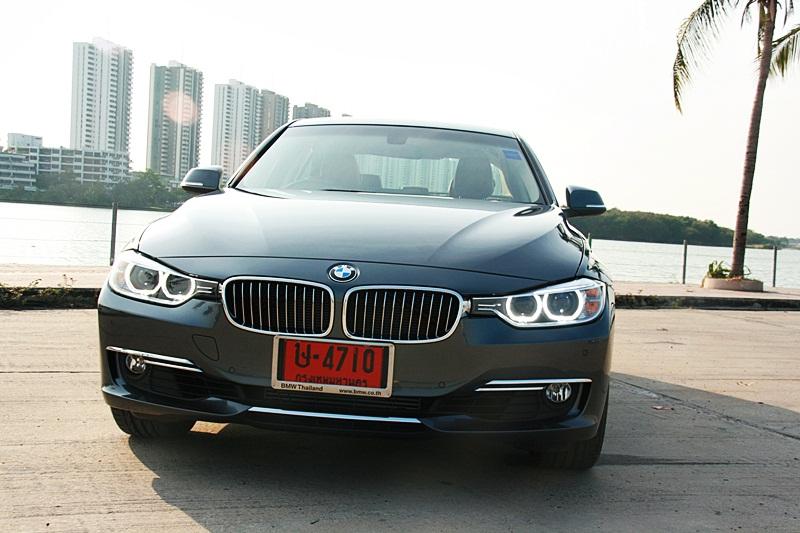 BMW 320i Luxury line