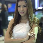 พริตตี้ FAST AUTO SHOW  2013