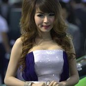 พริตตี้ FAST AUTO SHOW  2013