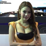 พริตตี้ FAST AUTO SHOW  2013