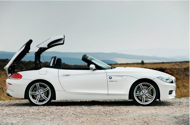 เปิดรถสุดหรู โหน่ง ชะชะช่า BMW Z4