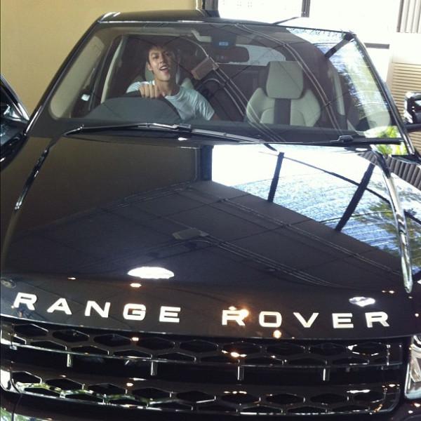 หมาก ปริญ Range Rover Evoque