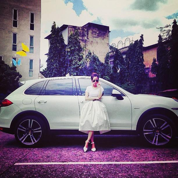 Porsche Cayenne ของ 'พลอย-ชวพร'
