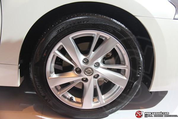 Nissan Teana 2014 ใหม่