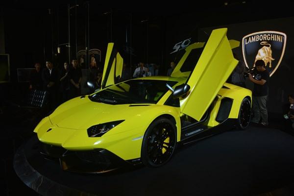 Lamborghini Aventador LP720-4 50th Anniversario