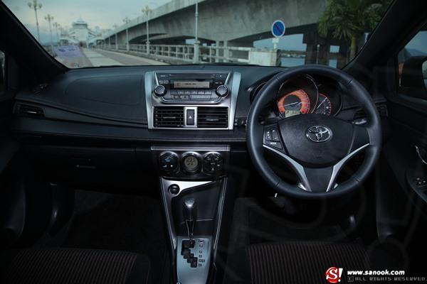 Toyota Yaris 2014