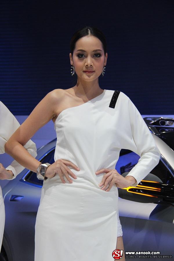 พริตตี้ MERCEDES BENZ Motor Expo 2013