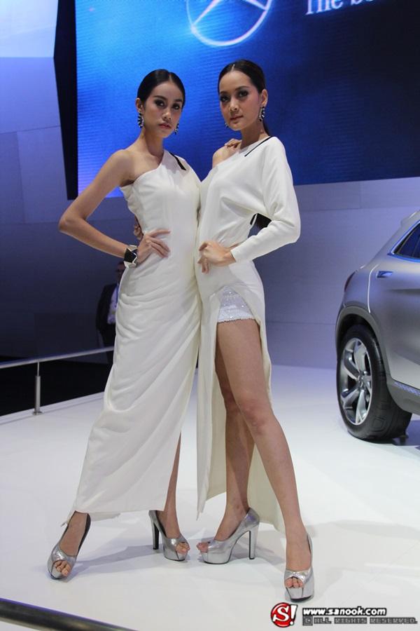 พริตตี้ MERCEDES BENZ Motor Expo 2013