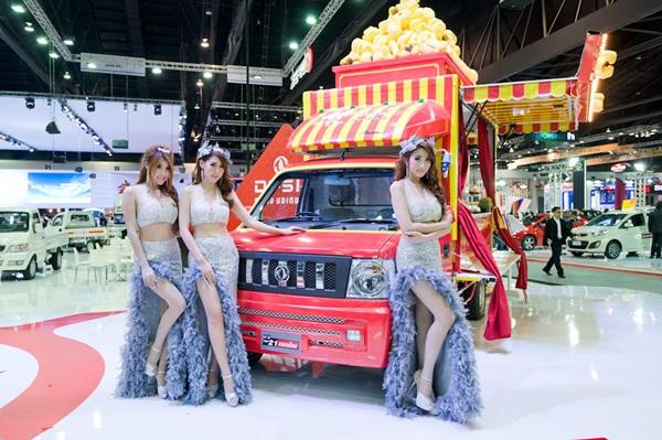 พริตตี้ DFSK Motor Expo 2013