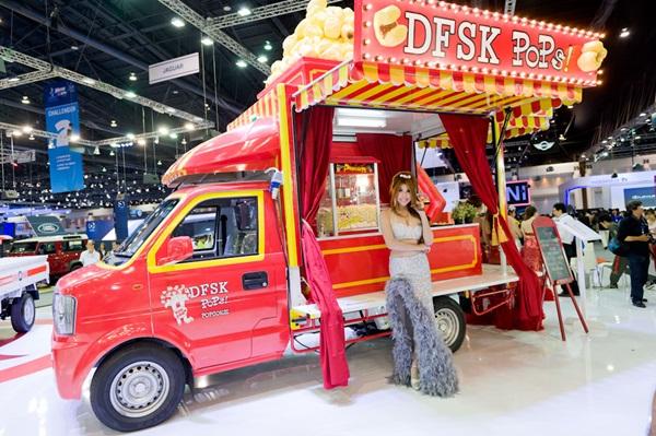 พริตตี้ DFSK Motor Expo 2013