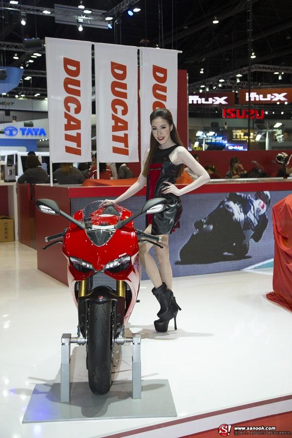 พริตตี้ DUCATI งาน Motor Expo 2013