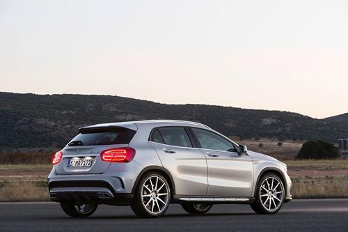 Mercedes Benz GLA45 AMG