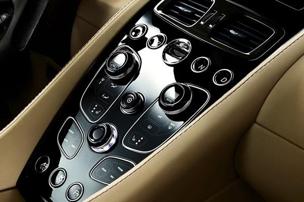 Aston Martin Vanquish