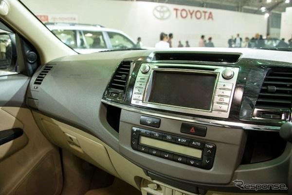 Toyota Fortuner 2014