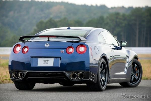 Nissan GTR 2014