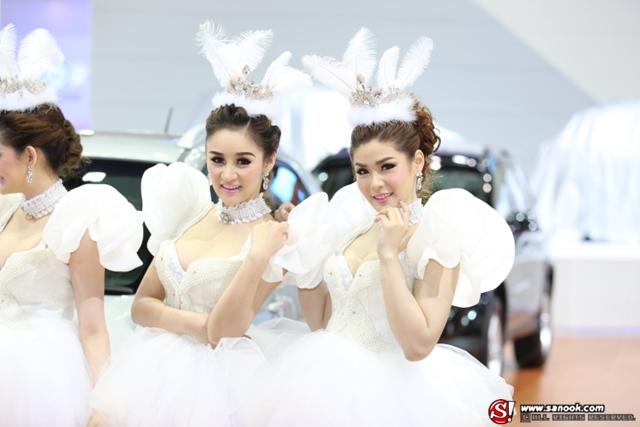 พริตตี้ SSANGYONG - Motor Show 2014