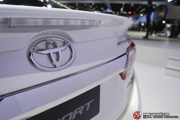 Toyota Altis - มอเตอร์โชว์ 2014