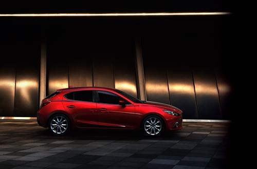 Mazda 3 - Motor Show 2014