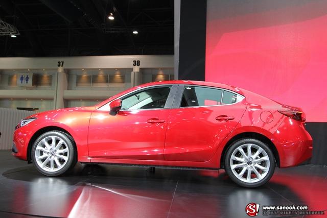 Mazda 3 - Motor Show 2014