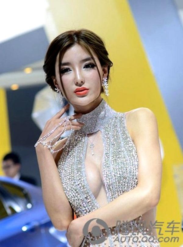 พริตตี้จีน