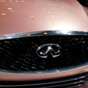 Infiniti Q30