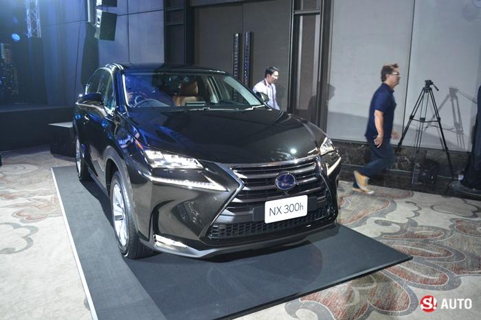 Lexus NX300h