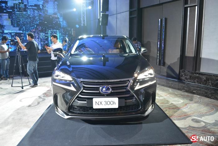 Lexus NX300h