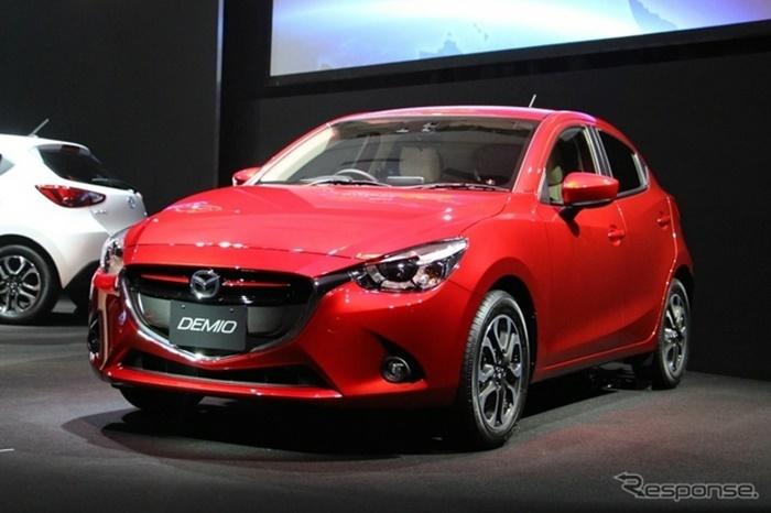 Mazda 2 2015